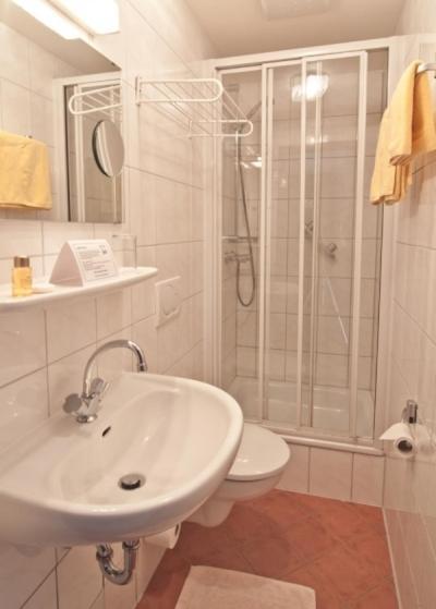 Hotel Corona Frankfurt am Main Ngoại thất bức ảnh